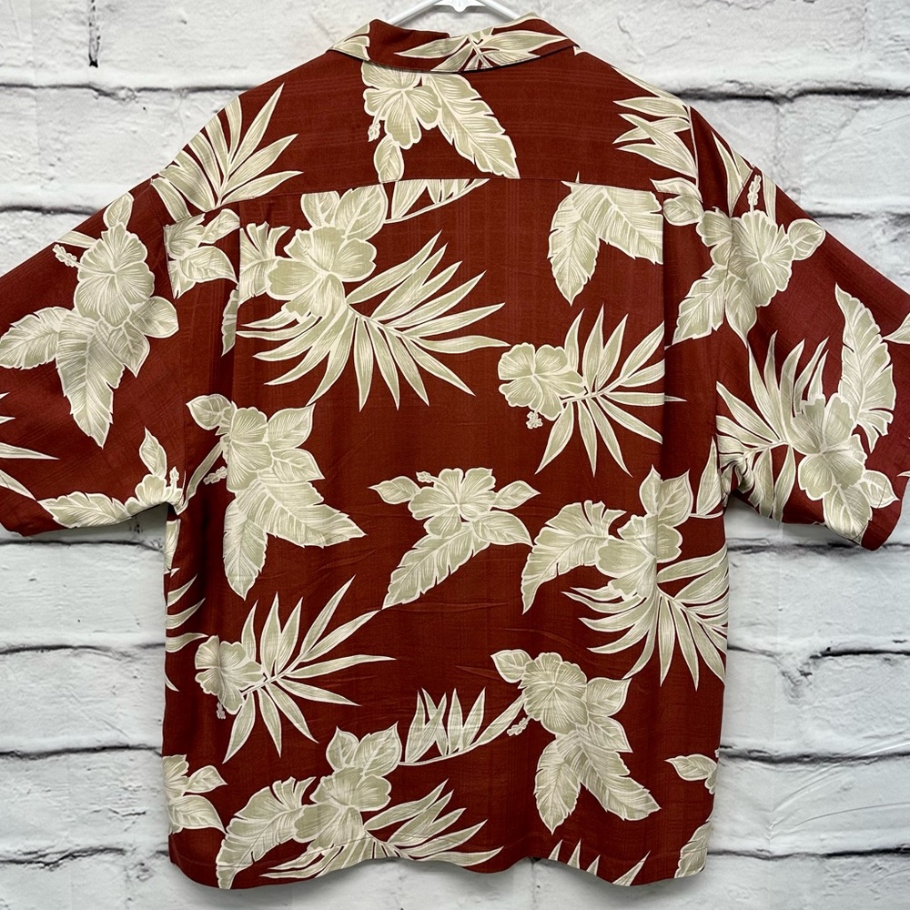TOMMY BAHAMA Silk Shirt Size XL Short Sleeve Side Slit Button Down Leaves - Picture 11 of 11